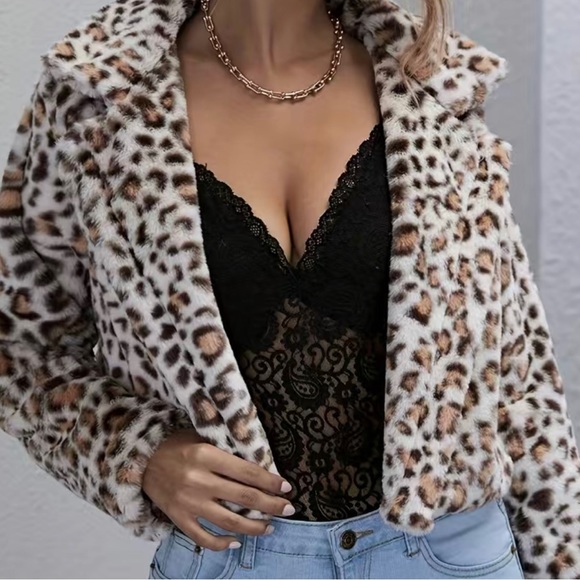 NWOT Leopard print teddy jacket, never worn - Picture 3 of 5